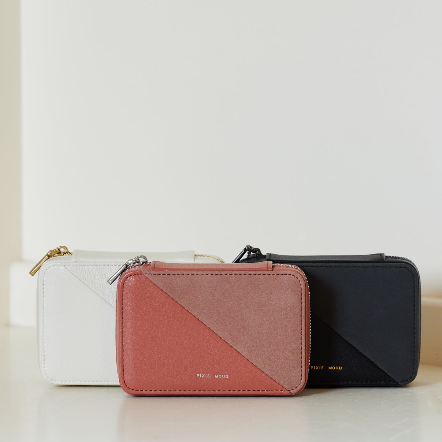 Small Two-Toned Travel Jewelry Case