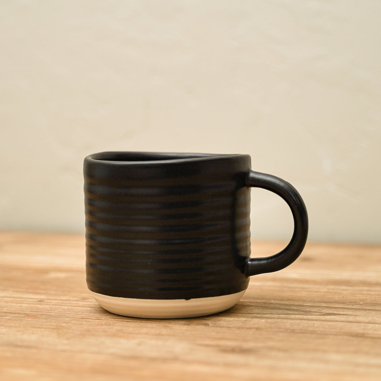 Ribbed Stoneware Mug