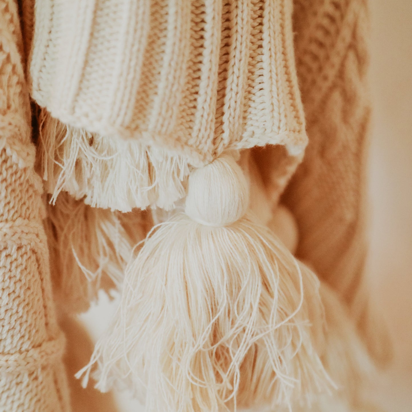 Cable Knit Throw