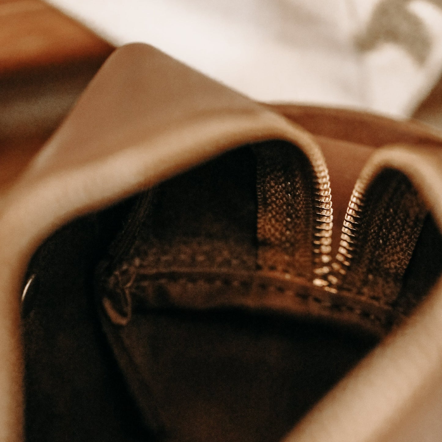 903 Leather Travel Bag