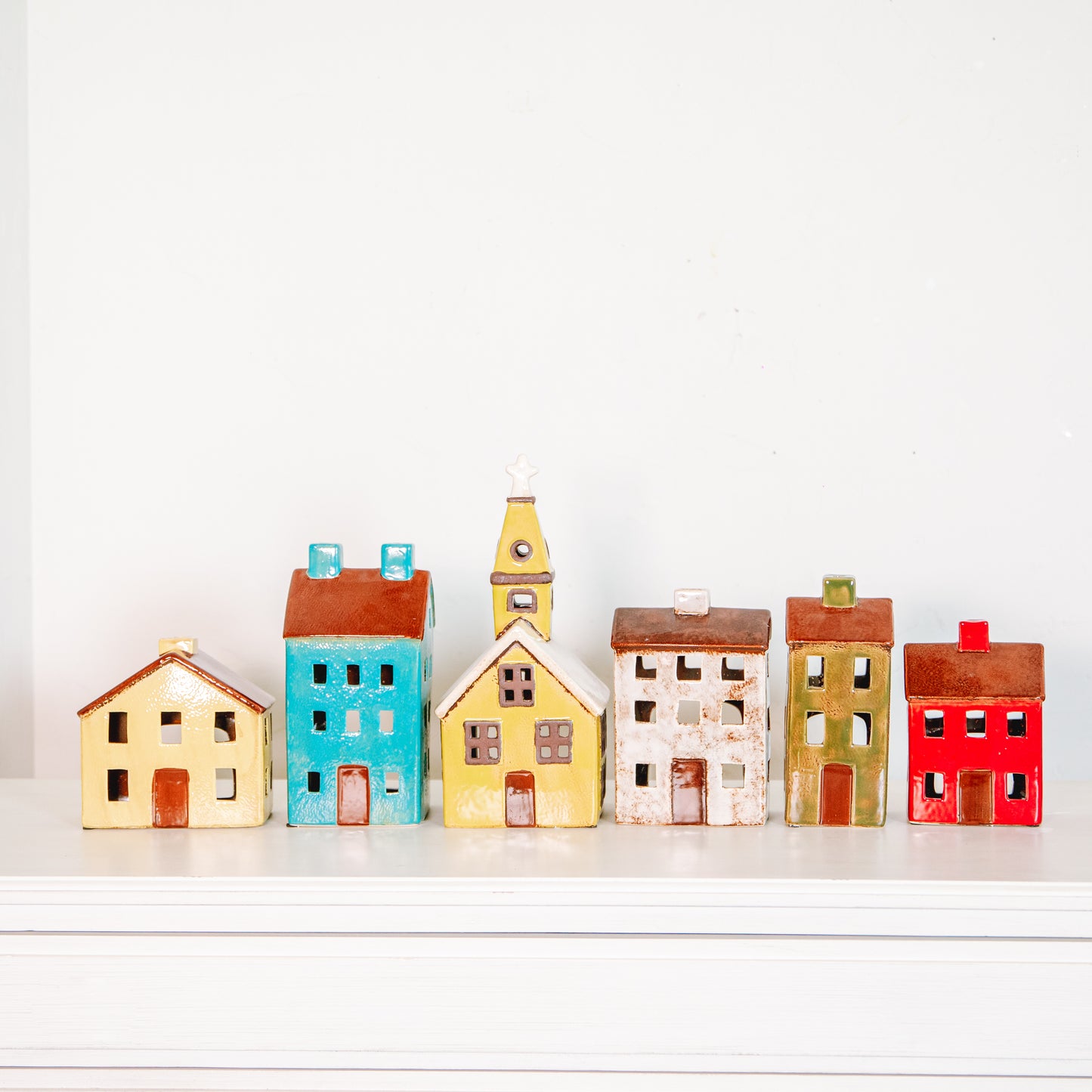 Ceramic Village, Six Colors