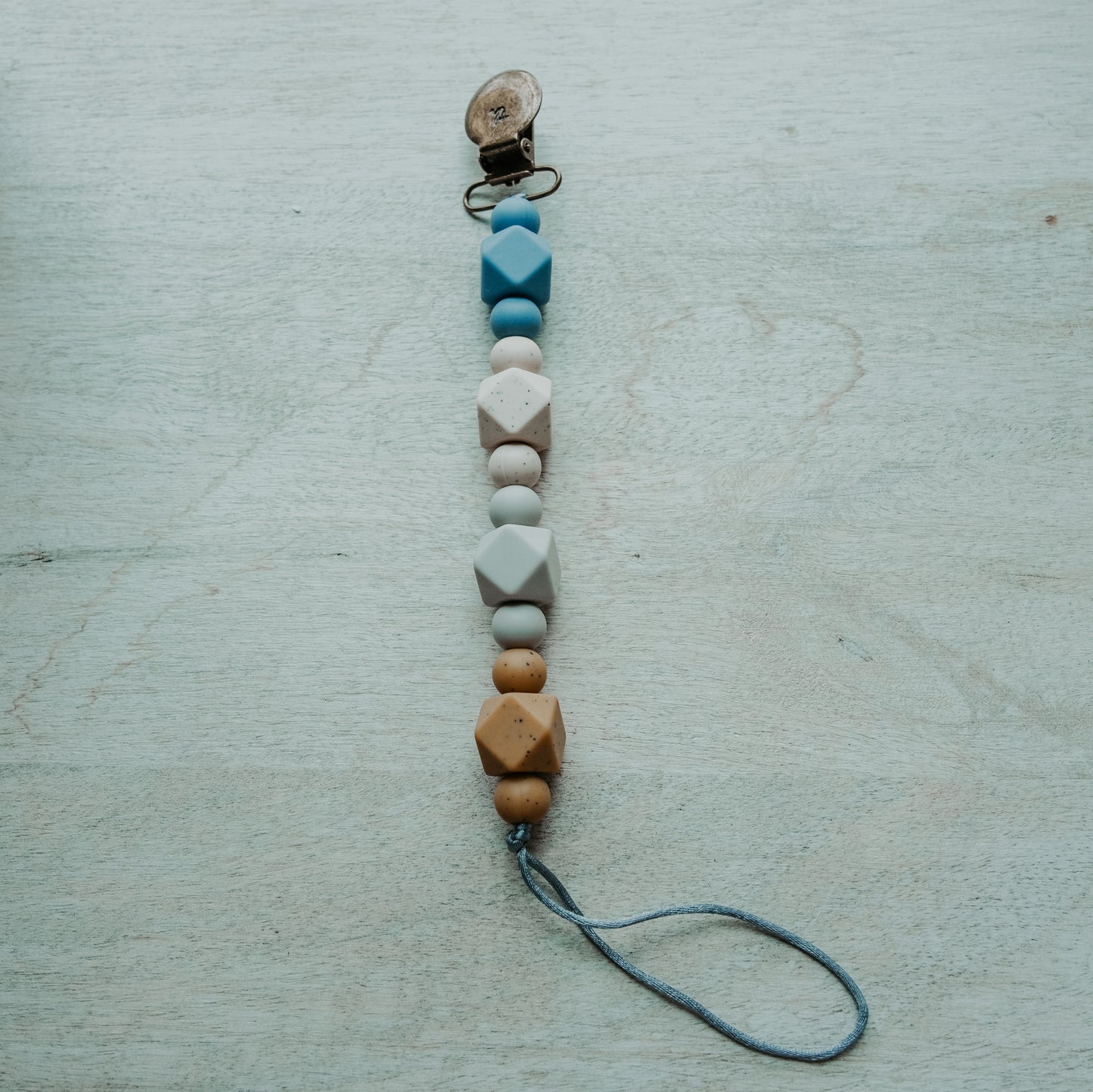 Grande Jewel Pacifier Clip