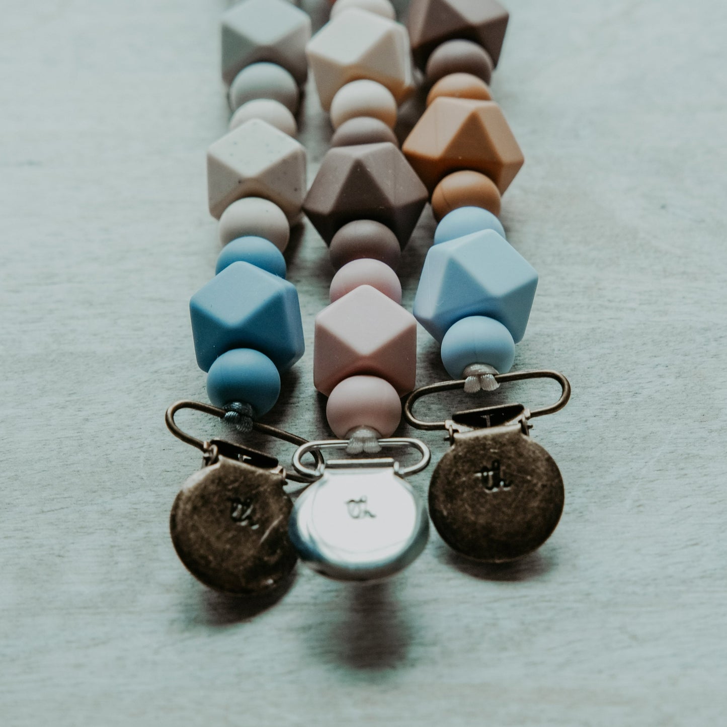 Grande Jewel Pacifier Clip