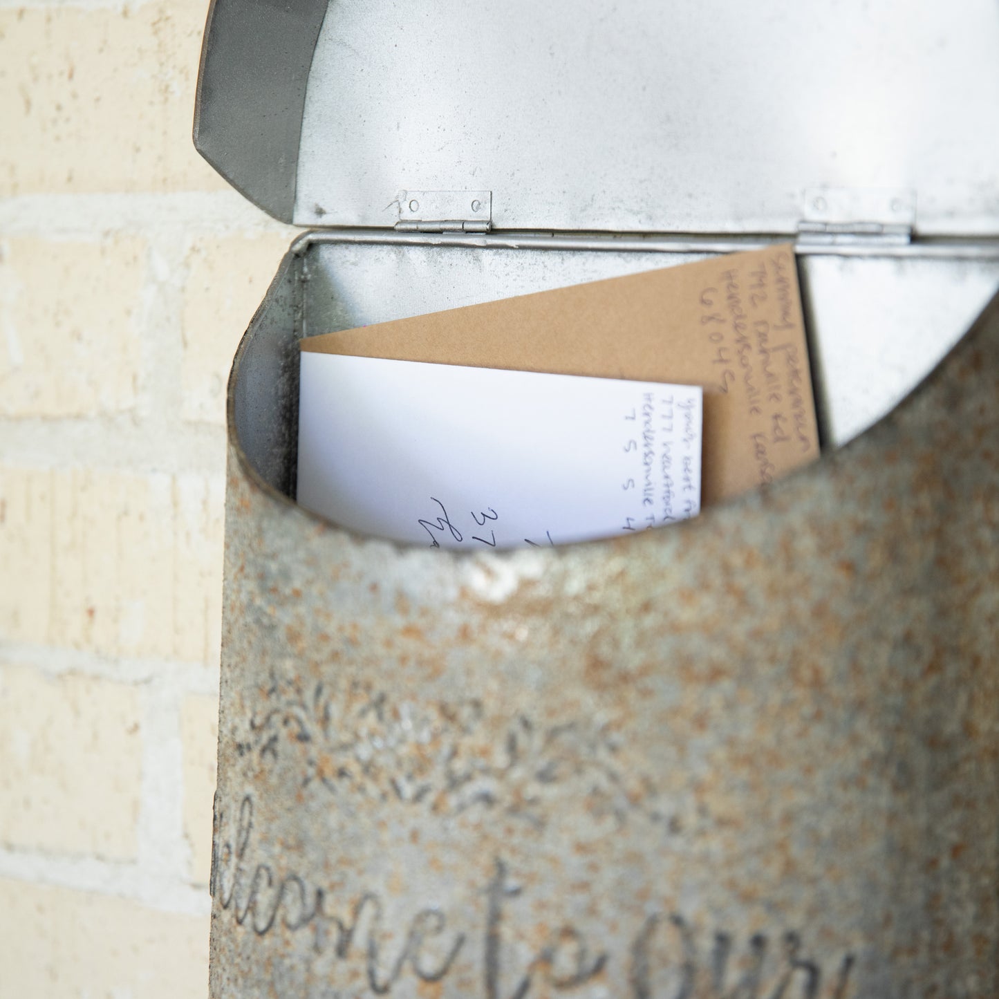 Farmhouse Mail Box