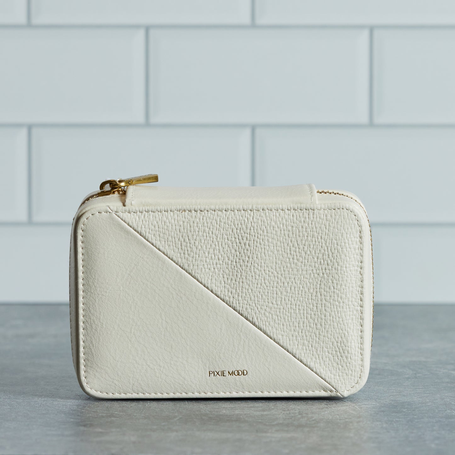 Small Two-Toned Travel Jewelry Case