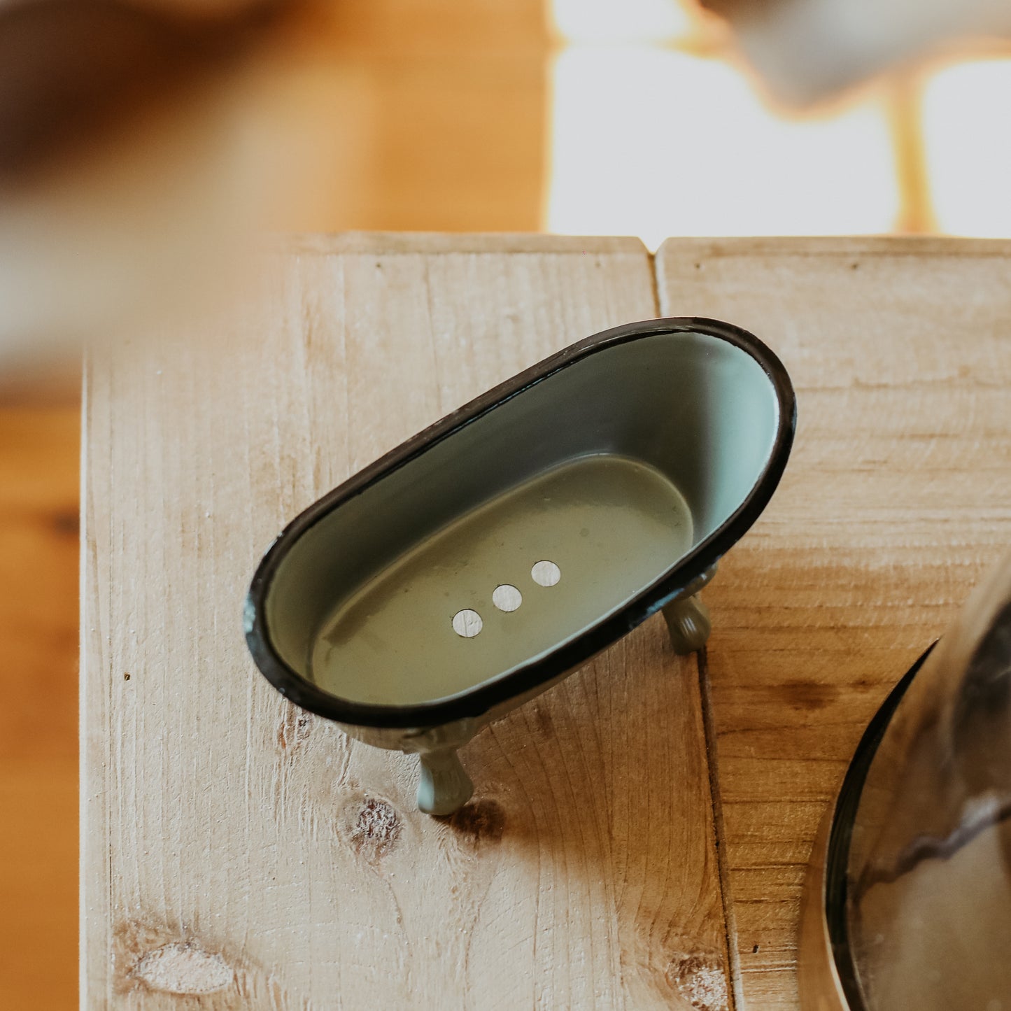 Bathtub Shaped Soap Dish