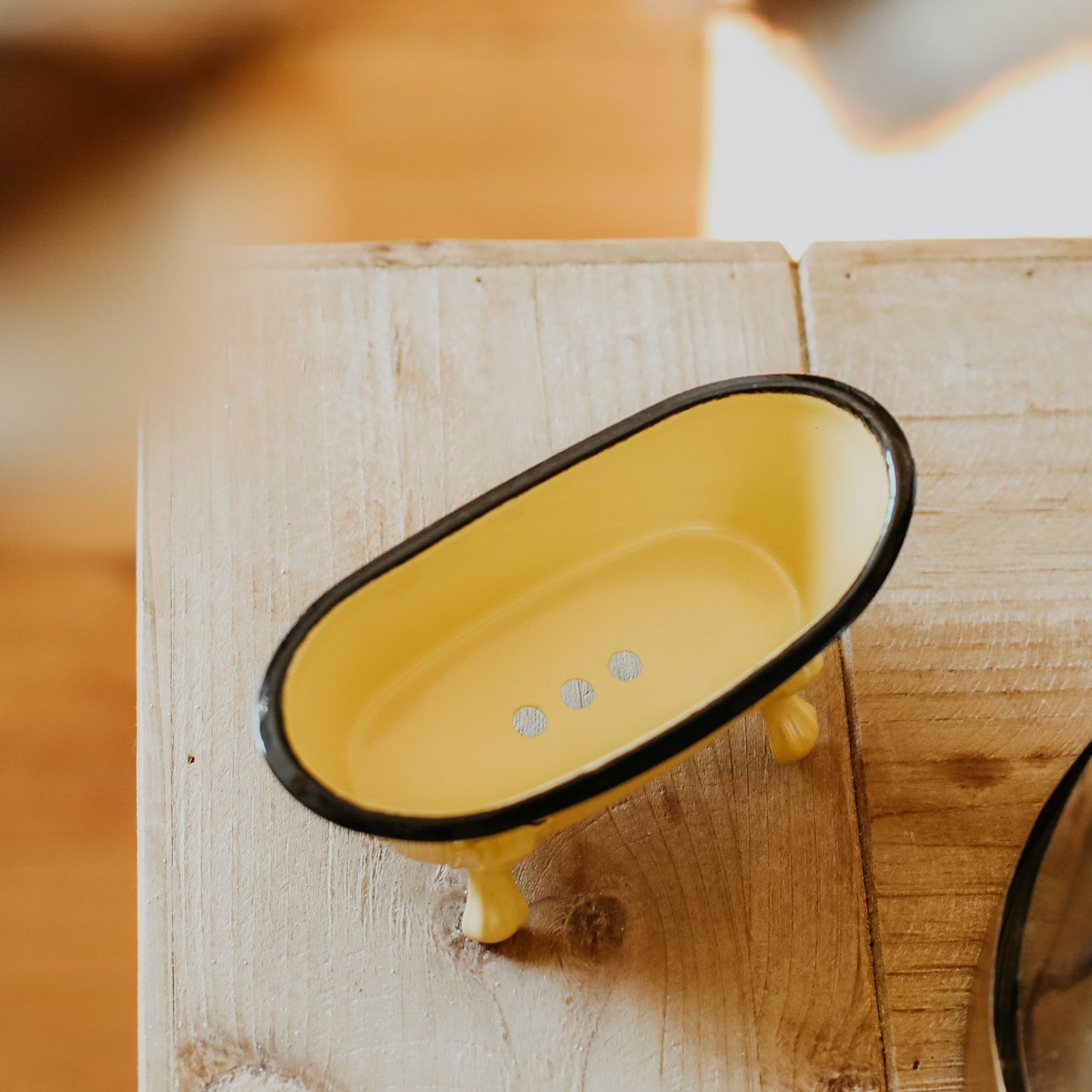 Bathtub Shaped Soap Dish