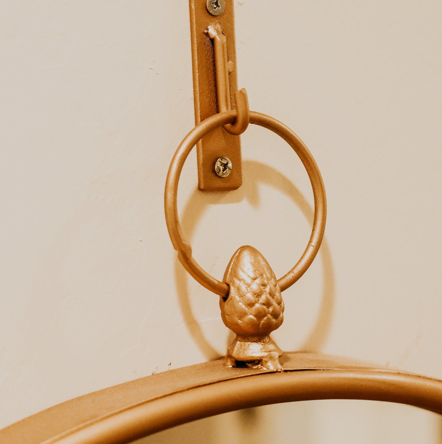 Gold Top Loop Round Mirror