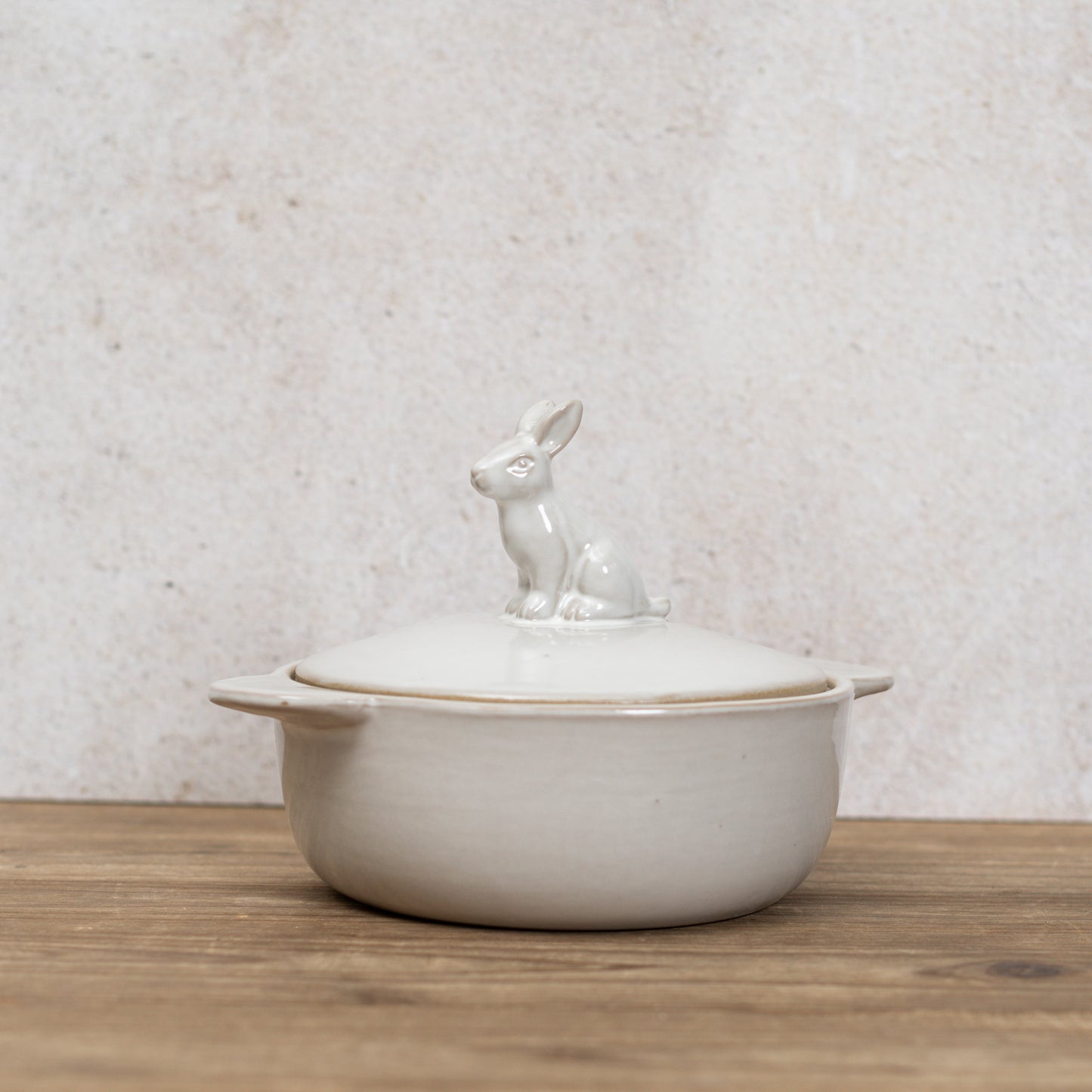 Rabbit Lid Stoneware Baker