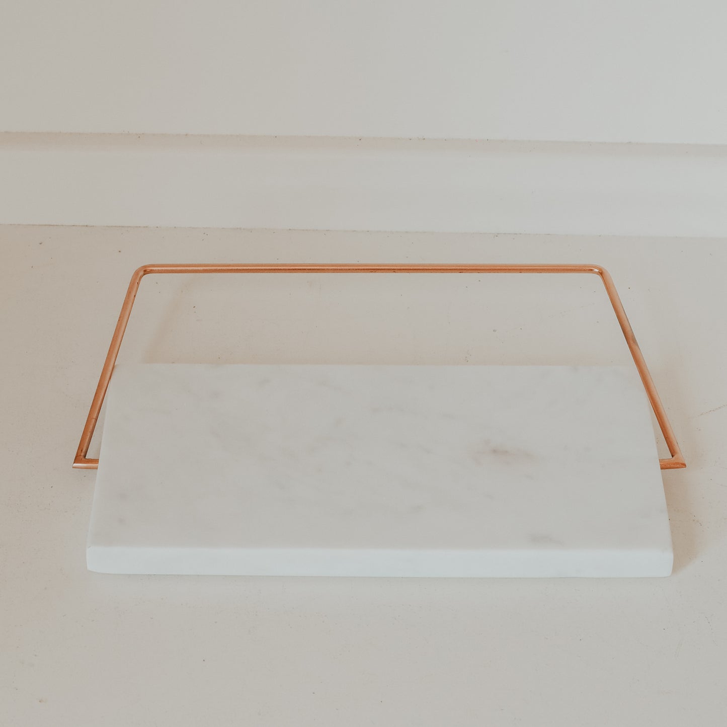 Marble Plate with Rose Gold Handle