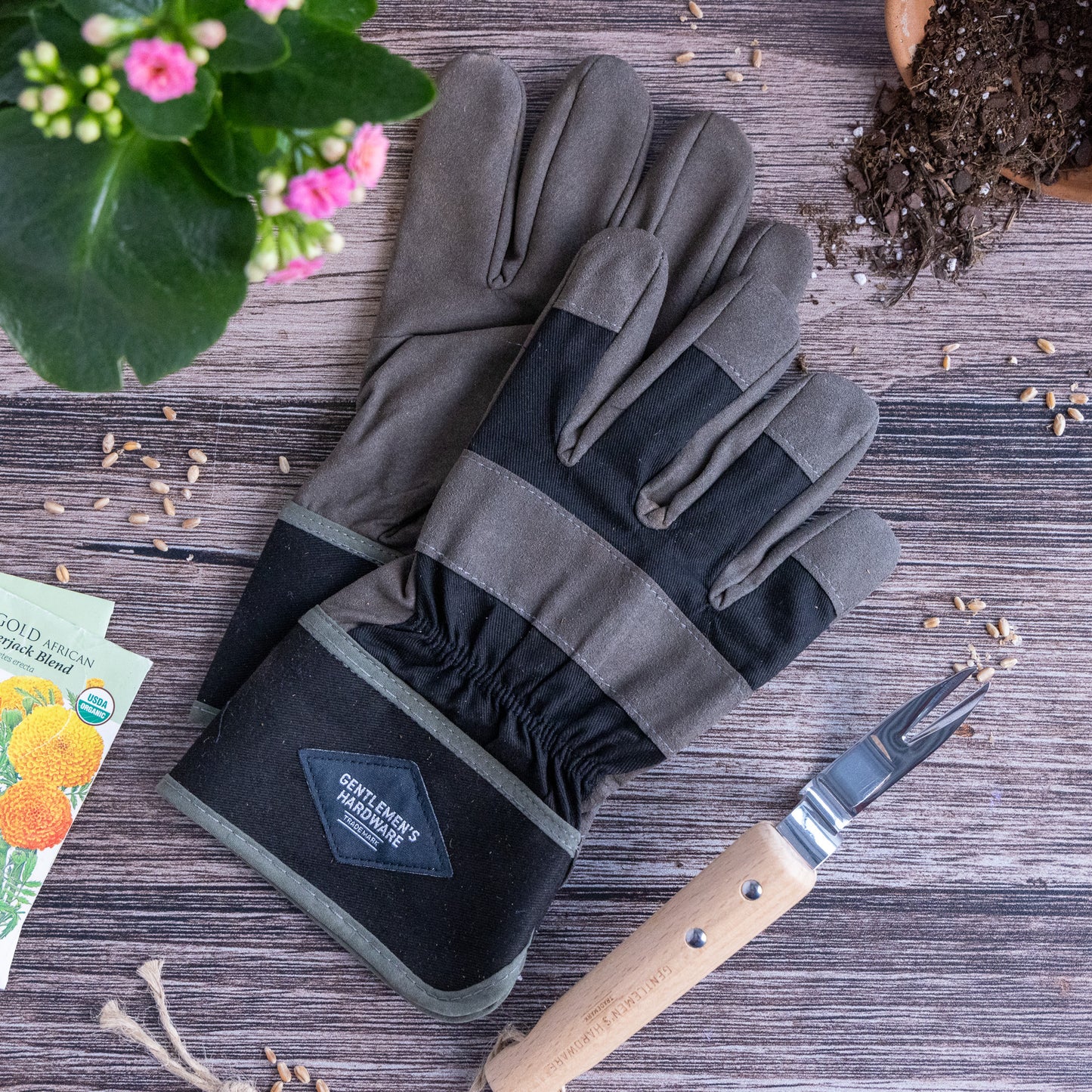 Gardening Gloves & Root Lifter