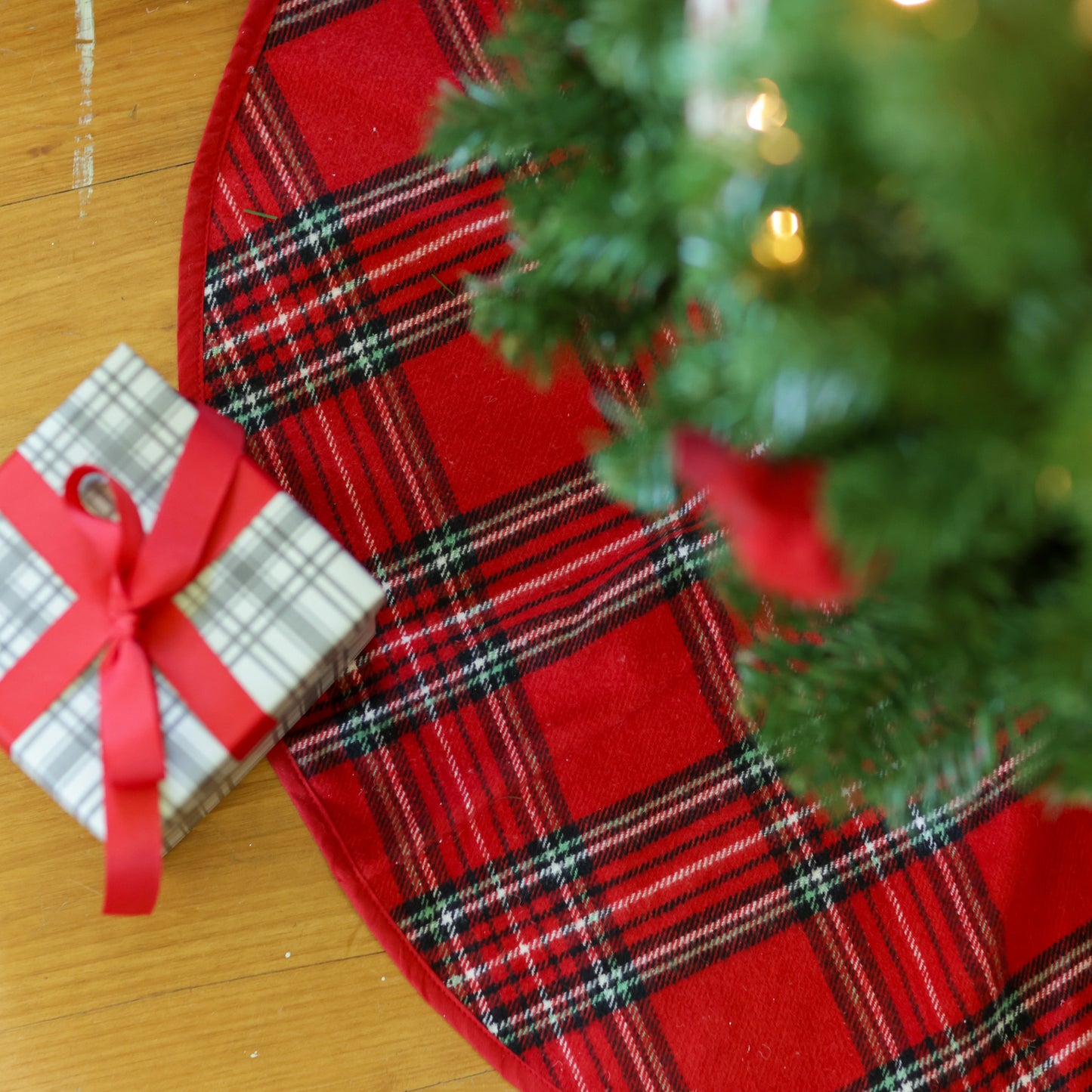 Brushed Cotton Plaid Tree Skirt