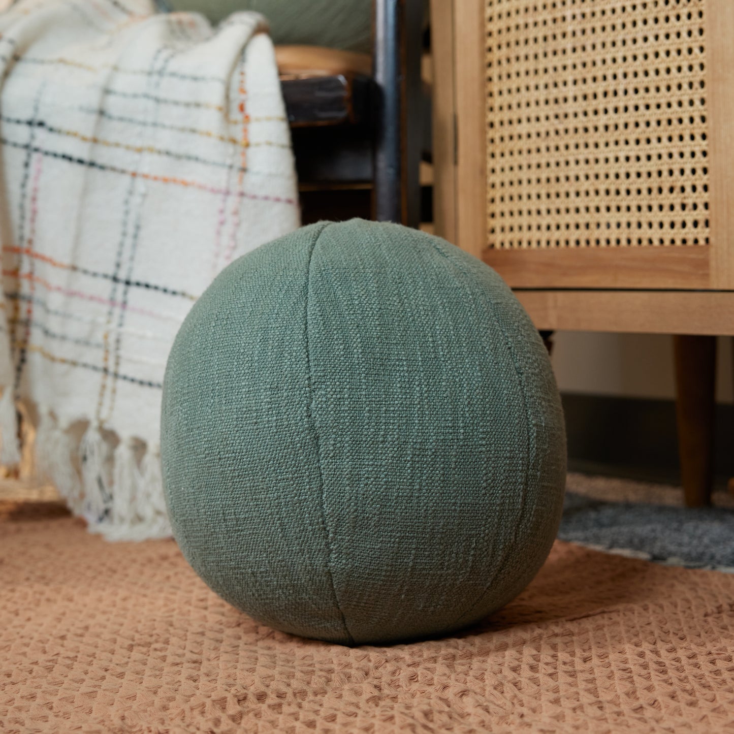 round cotton slub orb pillow