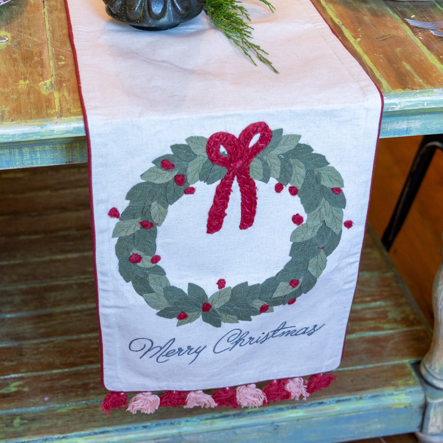 "Merry Christmas" Wreath Table Runner