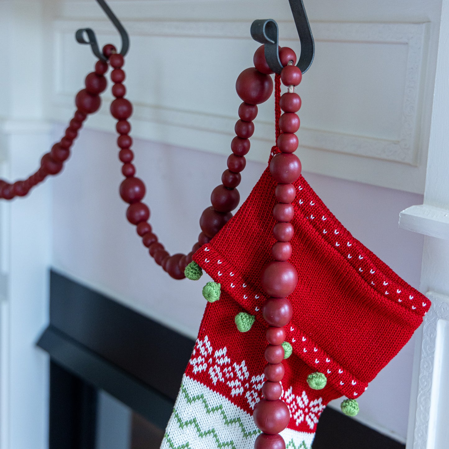 Red Paulownia Wood Bead Garland Red