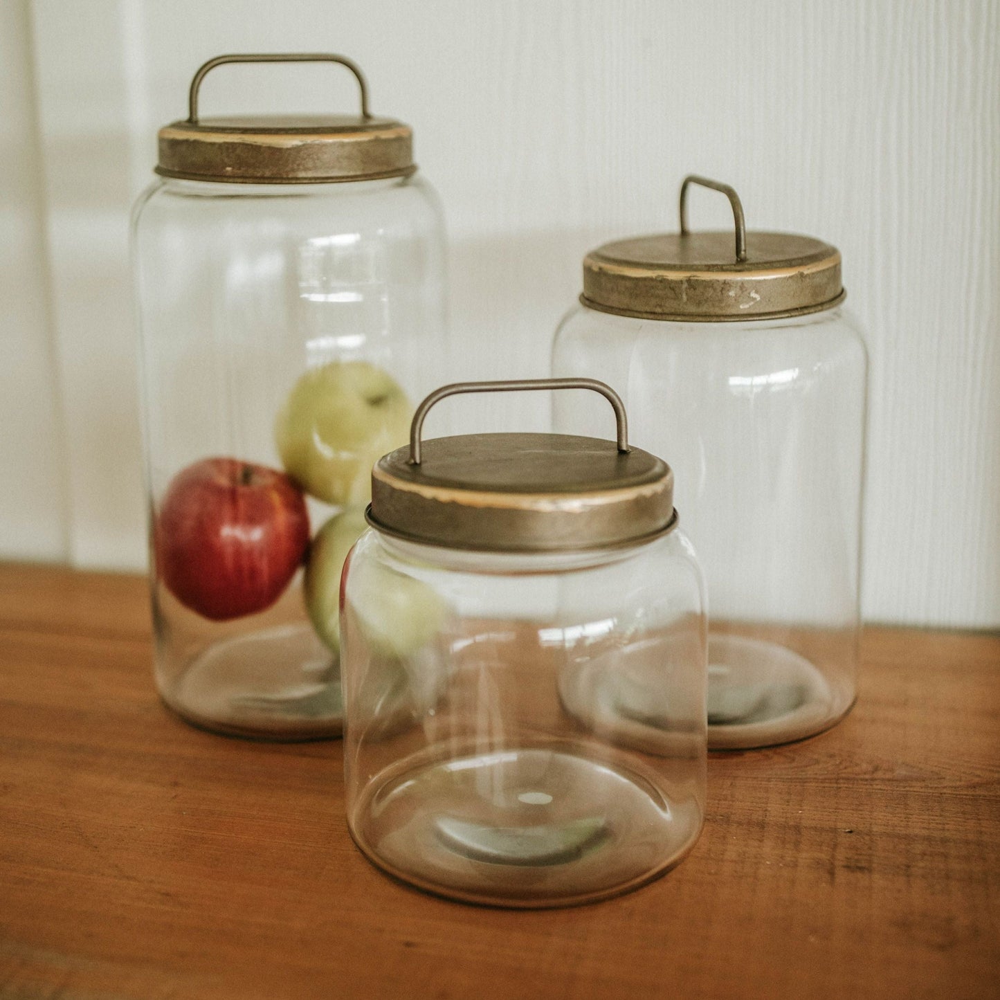 Glass Jars with Metal Lids