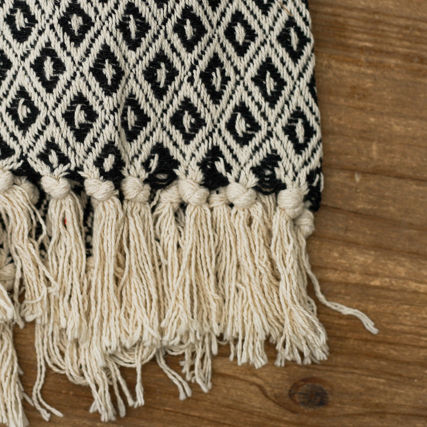 Cotton Diamond Throw with Tassels