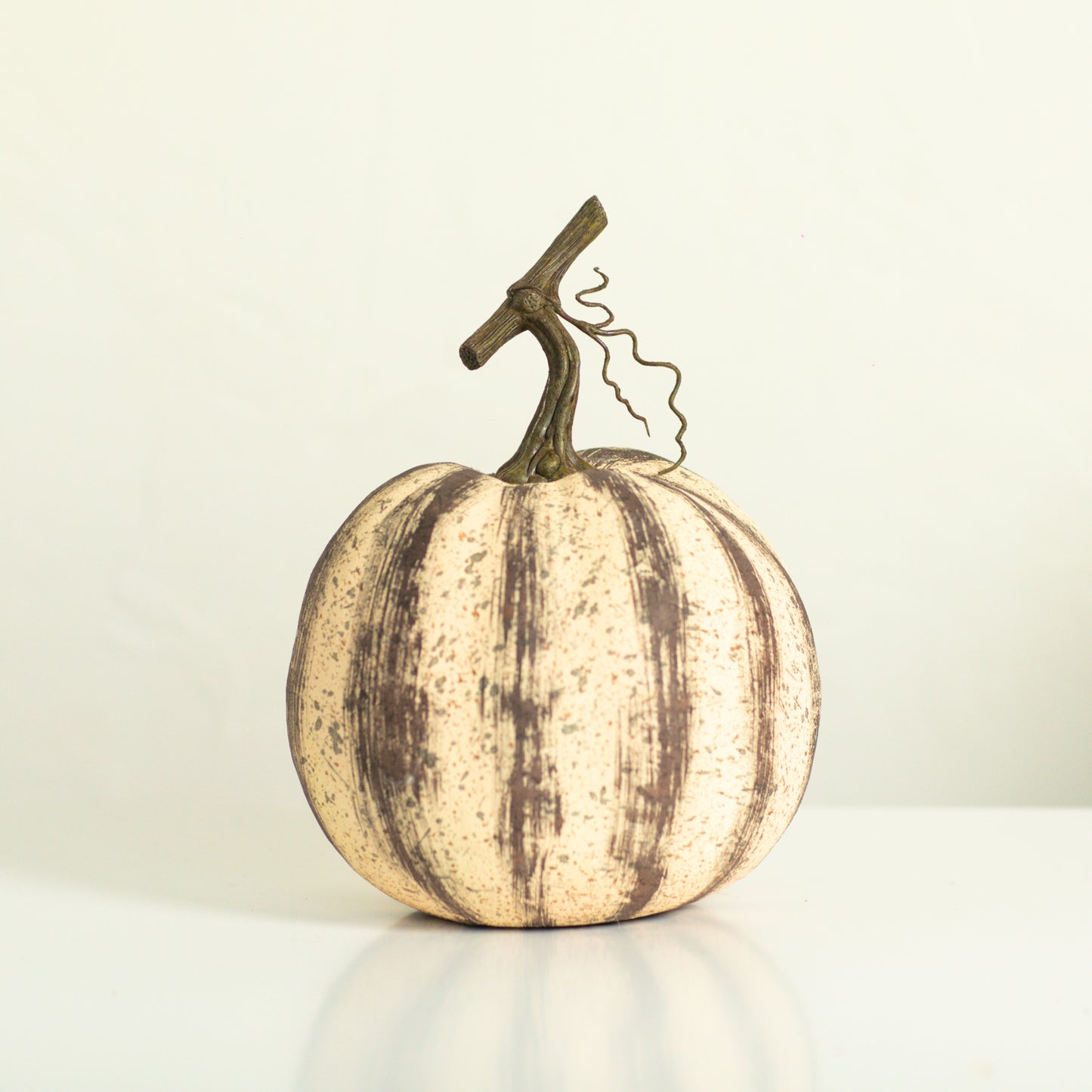 Farmhouse Pumpkin, 5 Sizes