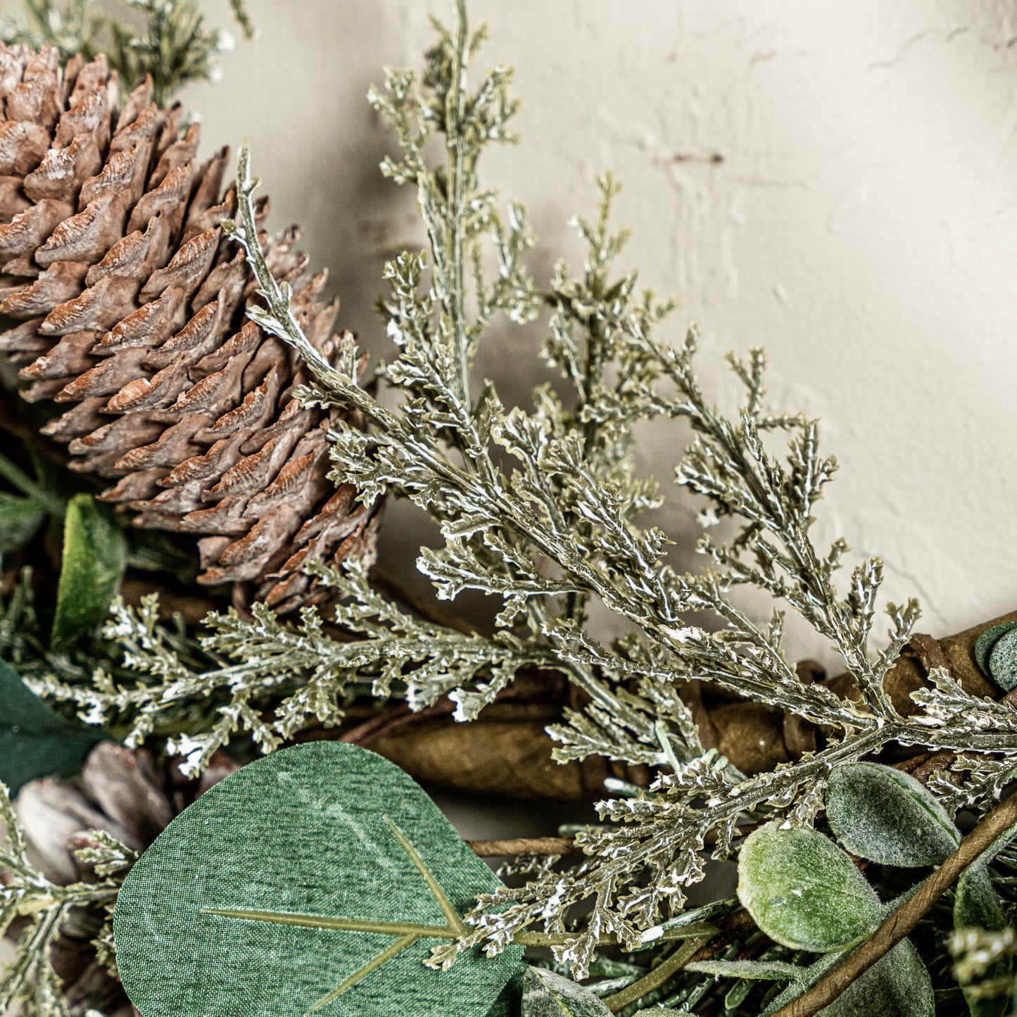 Mixed Evergreen & Pinecone Wreath