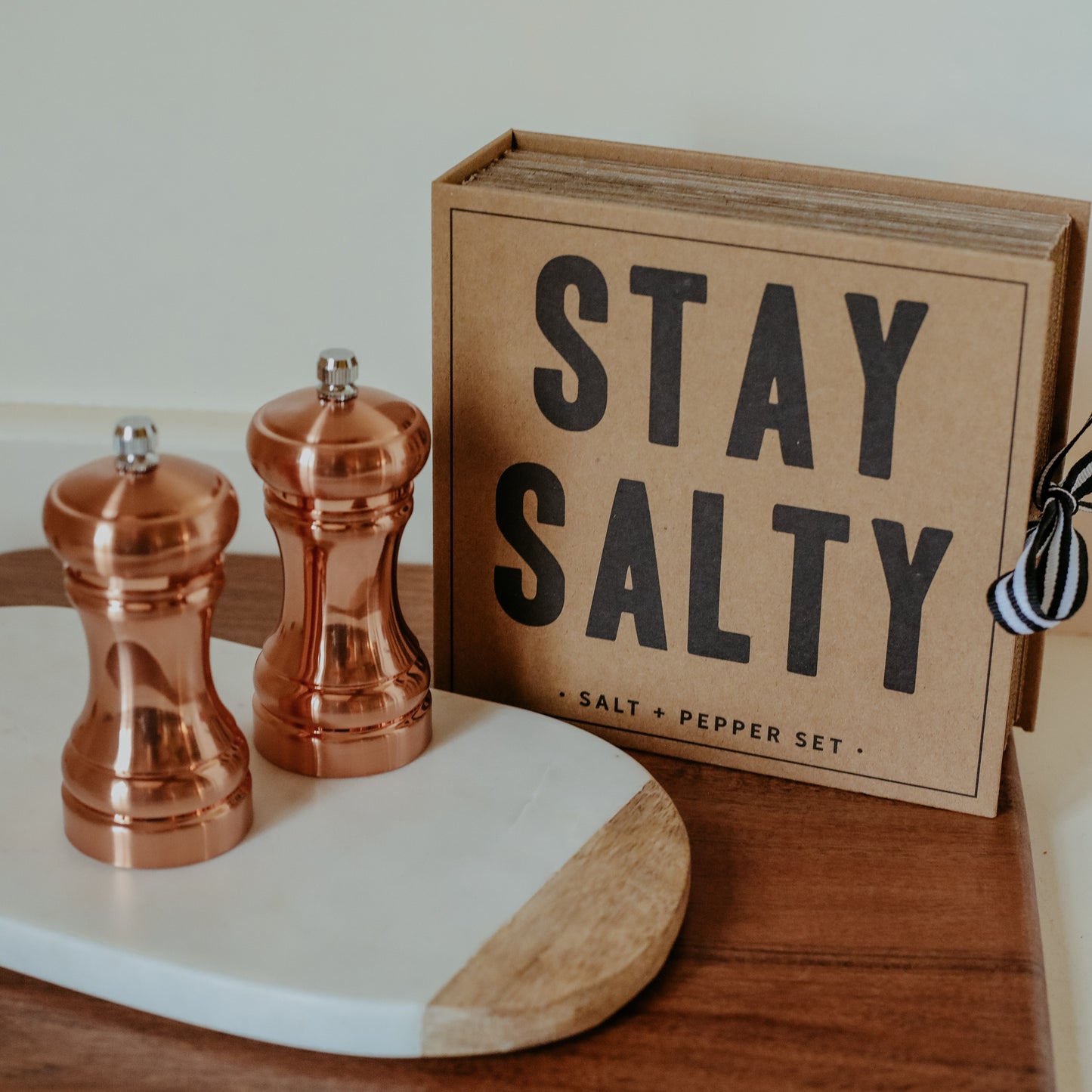 Two-Tone Salt & Pepper Mill Set – 80 Acre Market